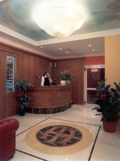 Hotel Impero Бреша Екстериор снимка